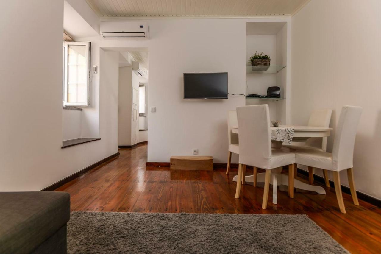 Seaside Family Townhouse - 100M From The Sea! Apartment Cascais Bagian luar foto